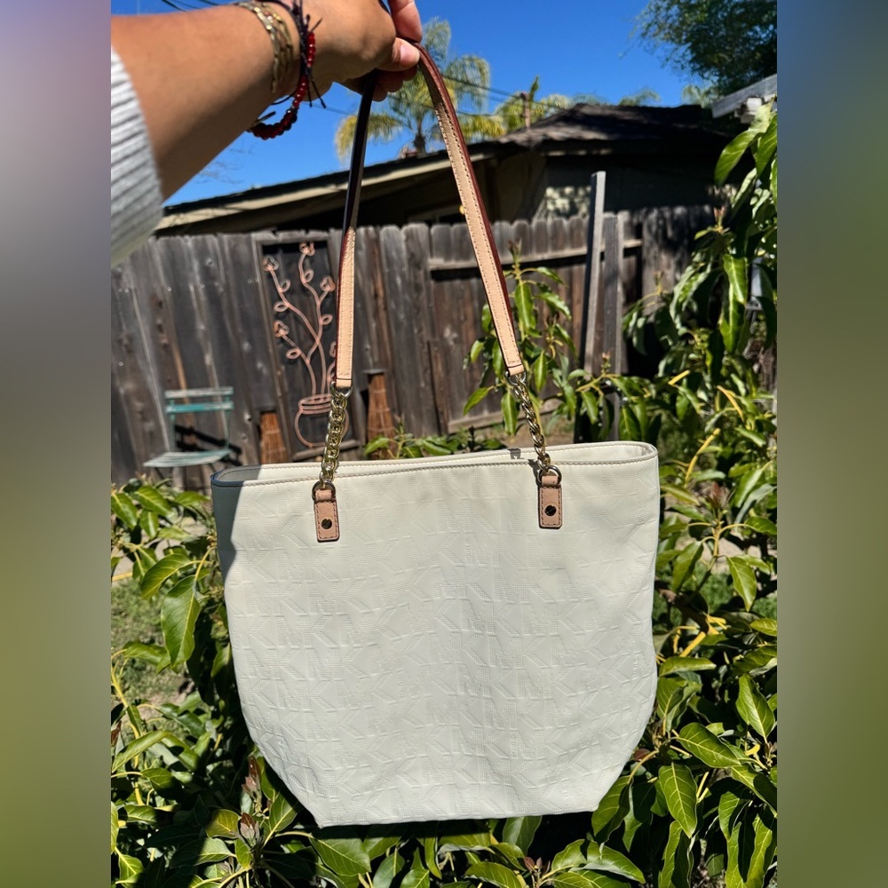 Michael Kors Elegant white Tote Bag